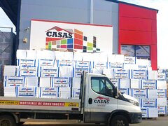 Sofer camioneta depozit materiale de constructii